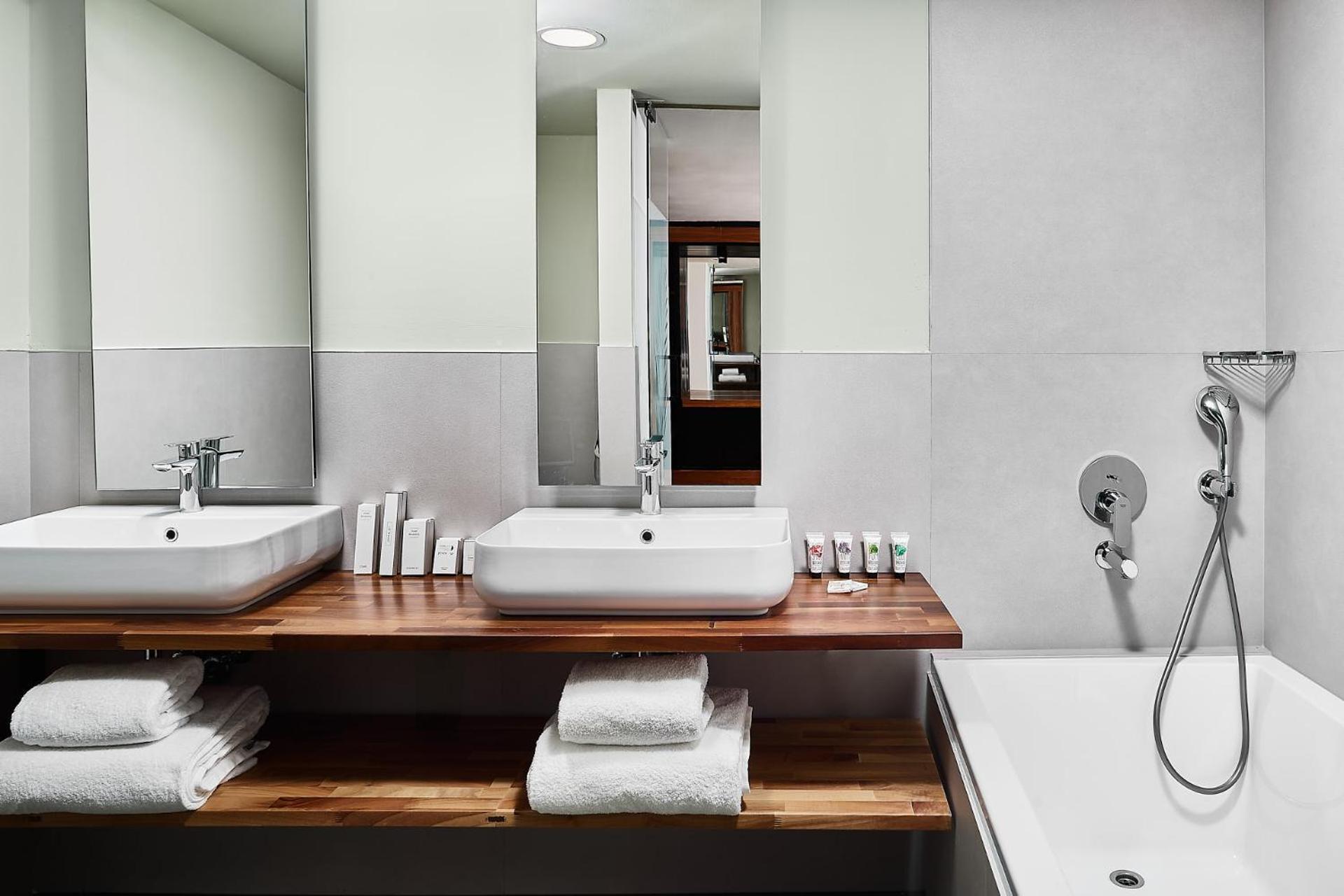 Park Hotel&Spa Skopje Bagian luar foto