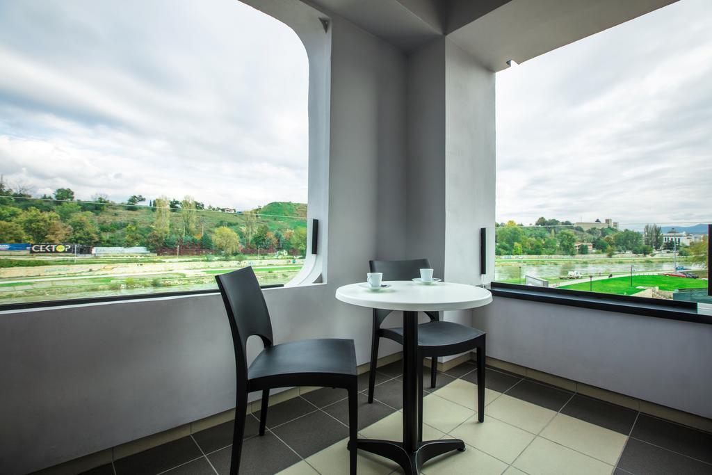 Park Hotel&Spa Skopje Bagian luar foto