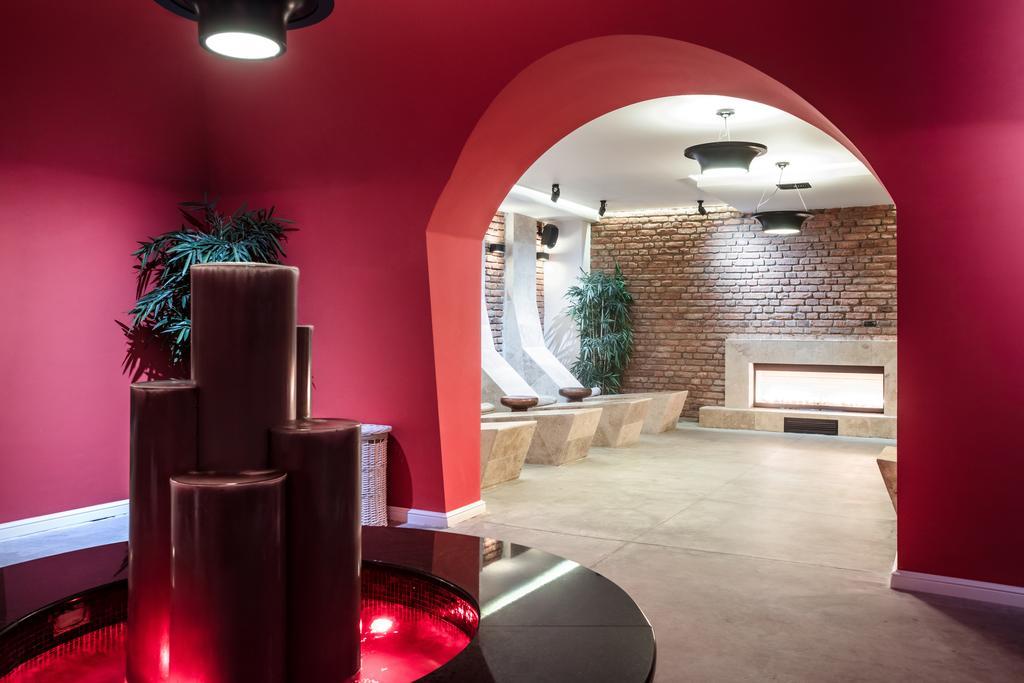 Park Hotel&Spa Skopje Bagian luar foto